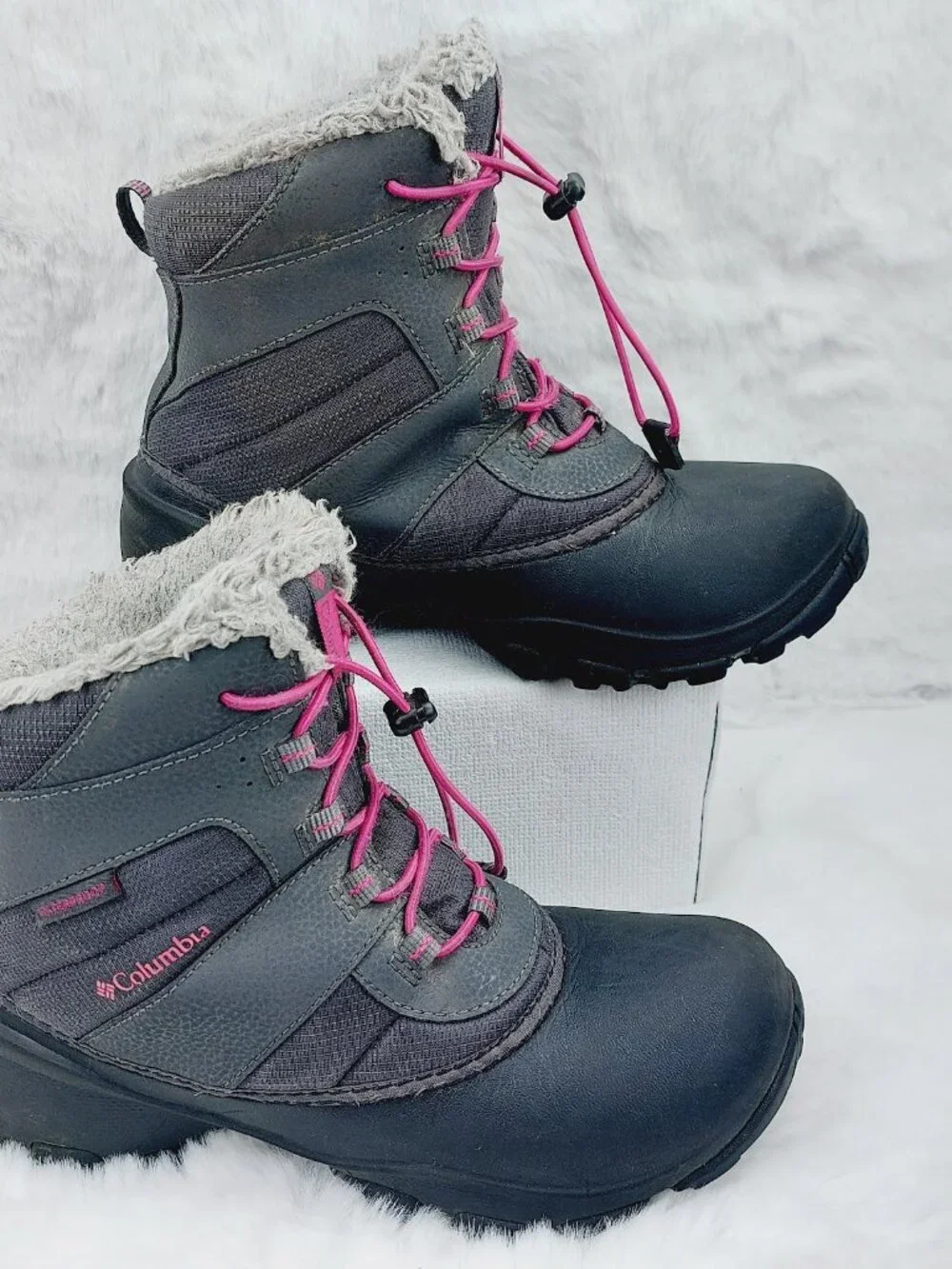 Columbia Women's Black Purple Rope Tow III Cozy Faux Fur Winter Snow Boots Sz 6